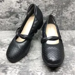 美品✨タビビヨリ【22.5EEE】パンプス ストラップ カッティング レザー