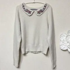 アンアナザーアンジェラス 花刺繍　衿　長袖セーター　F オフホワイト　フィント