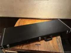 鍵付き】MUSICMAN スティングレイ 純正ハードケース ベース用 ブラック