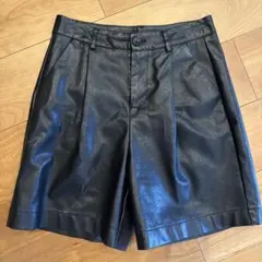 レザー黒ショートパンツLサイズ