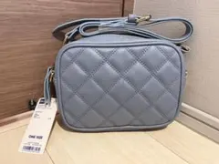 GUライトブルー キルティング ショルダーバッグ水色