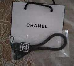 新品未使用ノベルティシャネルCHANEL黒ナイロン携帯ストラップログ入送料込