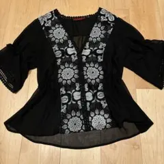 ヴィヴィアンタム　viviennetam ブラウス　インポート　40のサムネイル