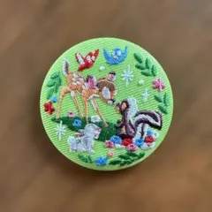 ディズニー刺繍缶バッジ バンビ