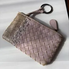 値下げ　Bottega Veneta 限定品　薄紫色 編み込みレザー キーケース