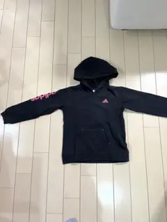 値下げ、adidas、パーカー、裏起毛、140