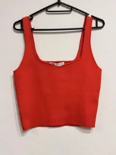 【新品未使用】 ZARA ニットタンク　赤 タンクトップ