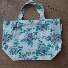 LAURA ASHLEY 花柄トートバッグ