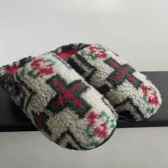 Subu マナスタッシュ　ボアフリース素材 花柄スリッパ