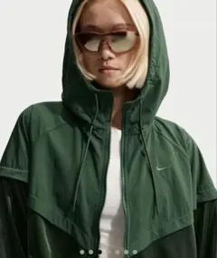 Nike ダークグリーン フード付きジャケット