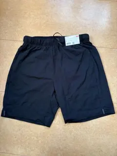 【新品未使用】ユニクロ　ウルトラストレッチ　アクティブショーツ　M メンズ