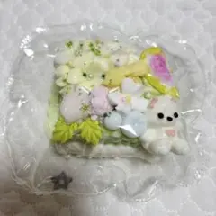 再販不可。ハート♥ぐでねこ✨八重コデマリレジンヘアゴムブローチ