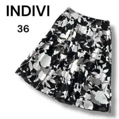INDIVI インディヴィ✨花柄ひざ丈フレアスカート サイズ36 白・黒・グレー