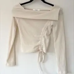 DARPHIN オフショルダーリブトップス