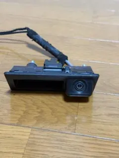 アルファード30系後期SCパッケージ 純正リアバックカメラ 小型 ボルト