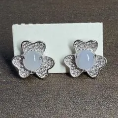 本翡翠ピアス　ラベンダー　ミャンマー産　可愛い　無含浸　無着色