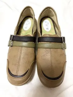 a.v.a. メッシュレザー ローファー