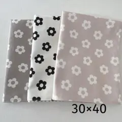 ハンドメイド　30×40 ランチョンマット３枚セット　お花　女の子　小学生