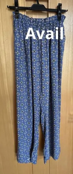 Avail イージーパンツ　ワイドパンツ　ブルー系柄物　Lサイズ　LLサイズ