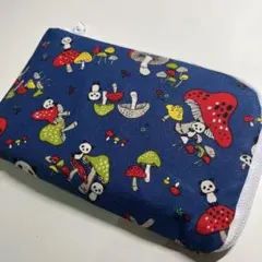 お薬手帳ケース　母子手帳ケース　ハンドメイド　ファスナータイプ