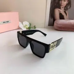 2026年最新】MIU MIU ミュウミュウ グリンプス サングラスの人気