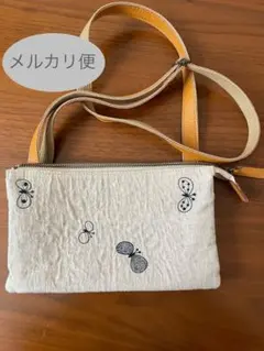 【美品】ミナペルホネン　サコッシュ　お財布ショルダー