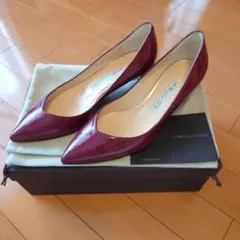 【美品】PELLICO エナメルパンプス ボルドー 35のサムネイル