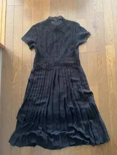 ZARA BASIC 黒 レースプリーツワンピース
