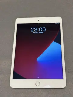 iPad mini4 Wi-Fiモデル　128GB