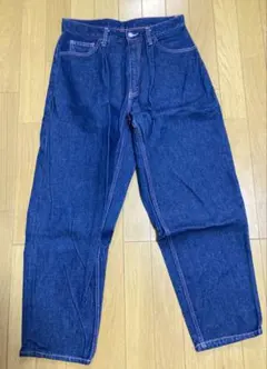 ビームス　BEAMS NEW STANDARD 1プリーツ ワイドデニム Sのサムネイル