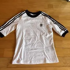 最終値下げ　大人気　新品未使用　adidas ラグランスリーブ Tシャツ M