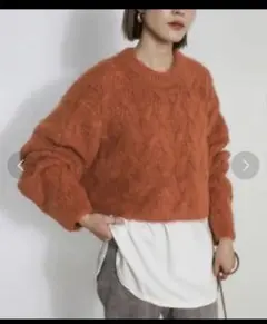 オレンジ ケーブルニット 長袖セーター