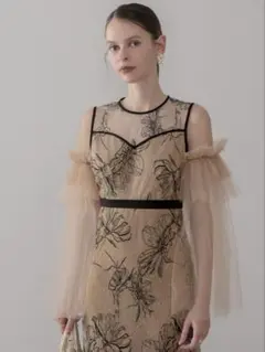 フラワーチュールフリルスリーブIラインワンピースドレス結婚式二次会パーティー