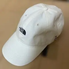 エリア限定　ノースフェイス　キャップのサムネイル