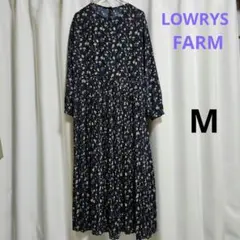 【LOWRYS FARM】紺地、黄色小花柄　ウエスト切り替えプリーツワンピース