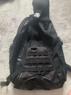 ブラック スリングバッグ ナイロン製