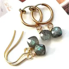 スクエア型ラブラドライトピアス/フープイヤリング