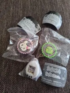 即購入◎たまごっち　シャカシャカチャームコレクション＆手作りおやつチャームセット