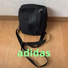 【美品】adidas ショルダーバッグ黒 内ポケット&外ポケットあり