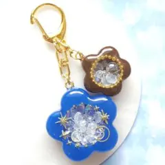 パープル×ベージュダブルフラワーシェイカーキーホルダー　レジン　シャカシャカ　秋 パープル×ベージュダブルフラワーシェイカーキーホルダー レジン