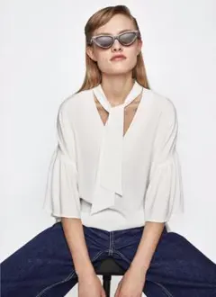 新品☆ZARA ザラ リボンタイ付き半袖トップス ホワイト