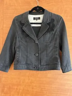 Item thumbnail for item 1b965027-94ab-475c-8507-c6ce2f832584