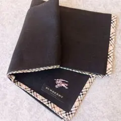 新品 極美品 おしゃれ☘ BURBERRY バーバリー ハンカチ 男女兼用