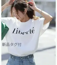 【 新品タグ付 】 HUG.U ドルマン オーバーサイズ ロゴＴ 値下げのサムネイル