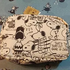 新品SNOOPYポーチ