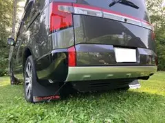 デリカD5 マッドフラップ（反射シート付）前期型専用 SUS304 #400