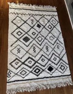 GEOMETRIC RUG 120*160 ジオメトリックラグ - メルカリ