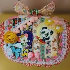 ハンドメイド　カラフルパッチワーク　ポーチ　小物入れ　リボン付き