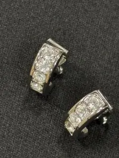 イヤリング　入学式　卒業式　シルバーカラー　クリスタルストーン　フープイヤリング