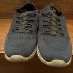 SKECHERS ネイビー スニーカー『圧縮梱包になります』。 名前記入ありのサムネイル
